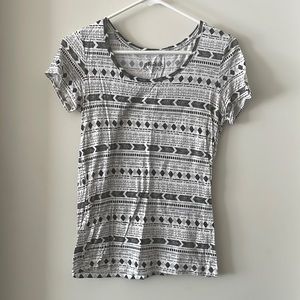 Mudd Everyday Relaxed Crew Neck Tee